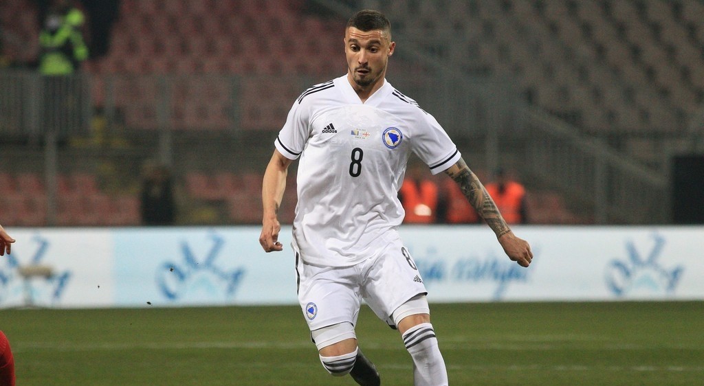 Da li je Rade Krunić rješenje Sergeja Barbareza za utakmice baraža?